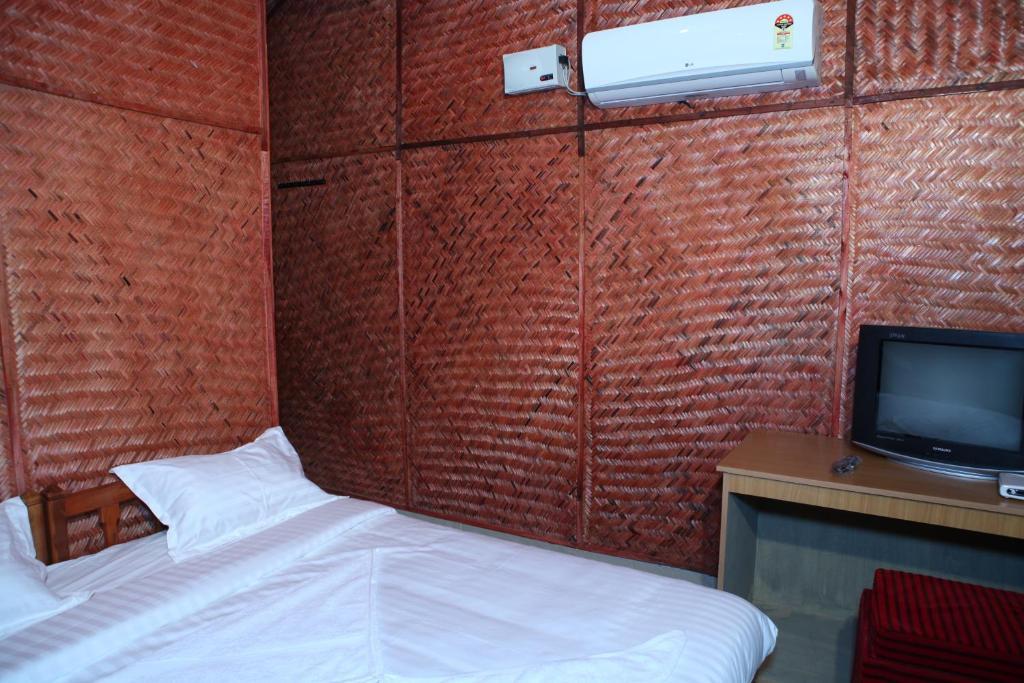 Savithri Inn Bamboo Cottages & Resorts Варкала Екстер'єр фото